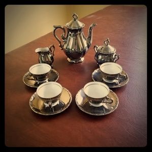 Porcelain Tea Set
